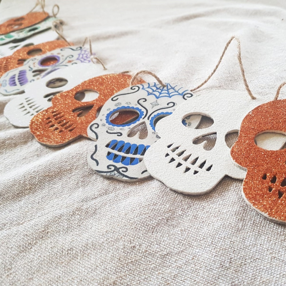 Decorate Your Own Skull Bunting 💀